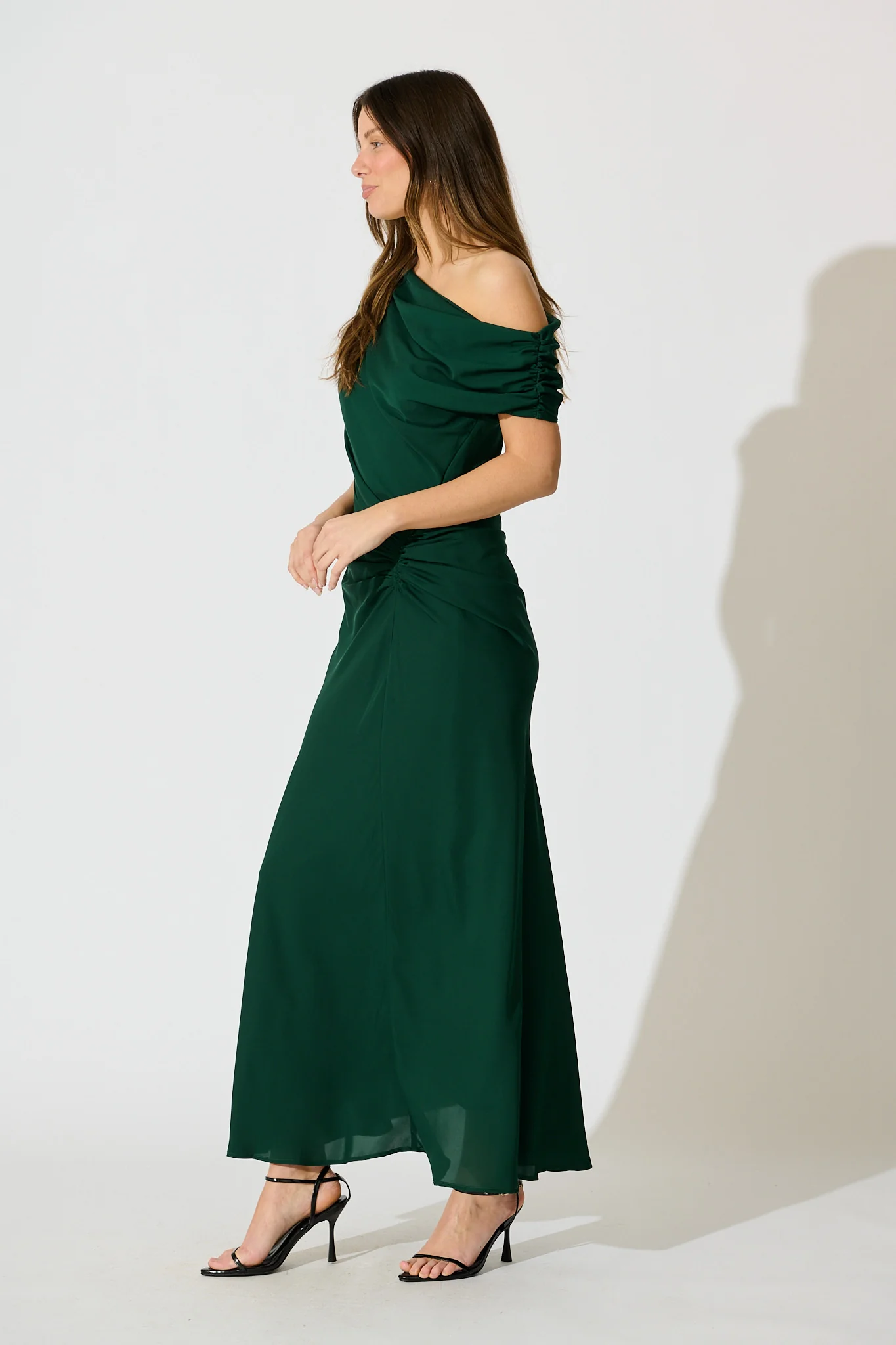 Marielle Off Shoulder Maxi Dress in Emerald Chiffon - Image 3