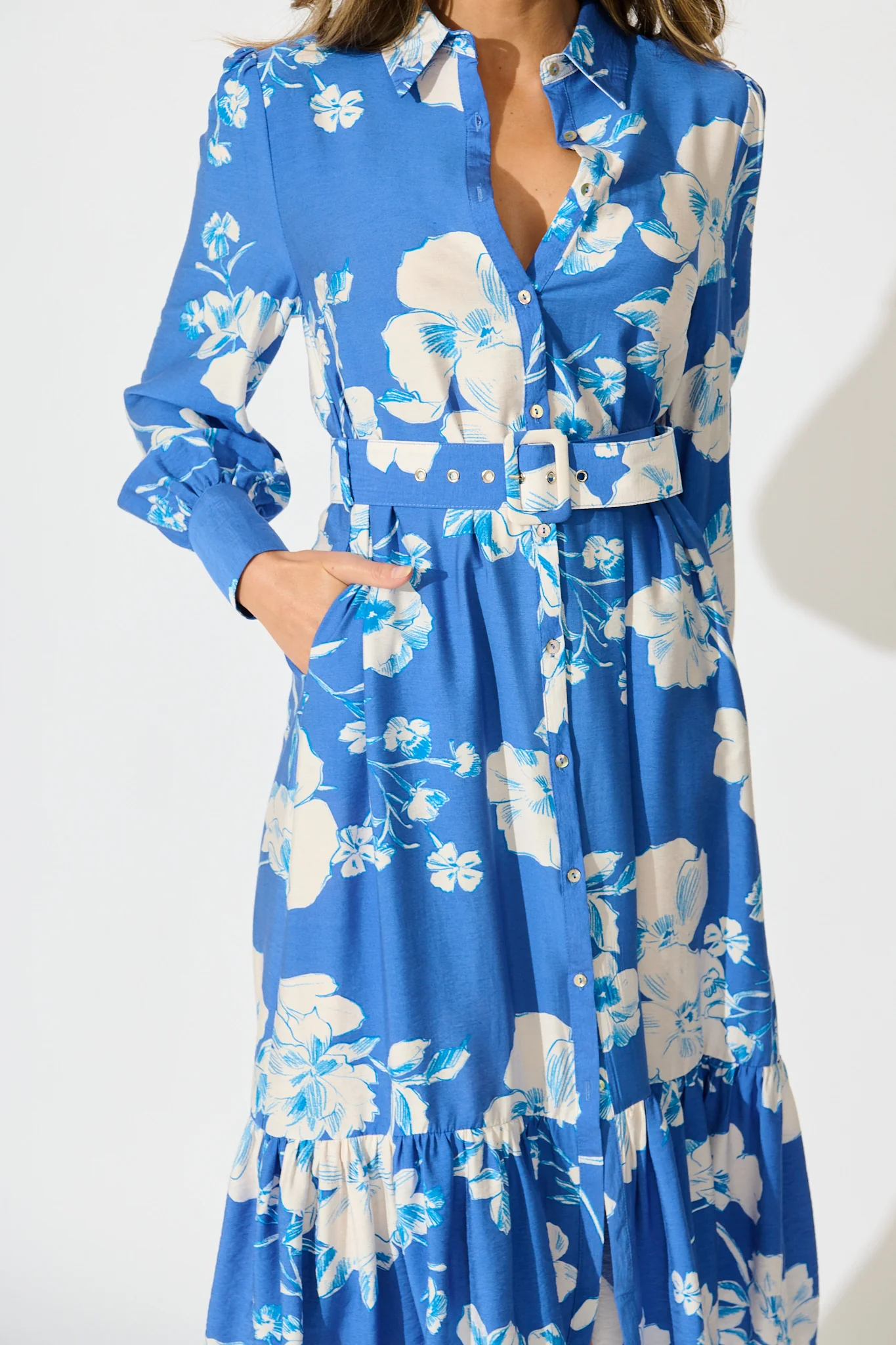 Mikayla Midi Shirt Dress in Blue with White Floral Linen Blend - Image 5