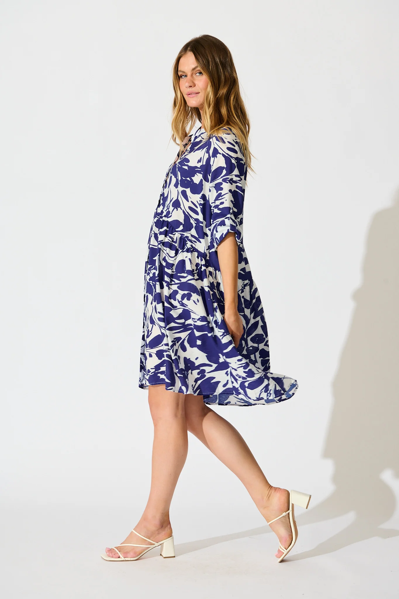 Mina Smock Dress in White and Navy Print - Image 3