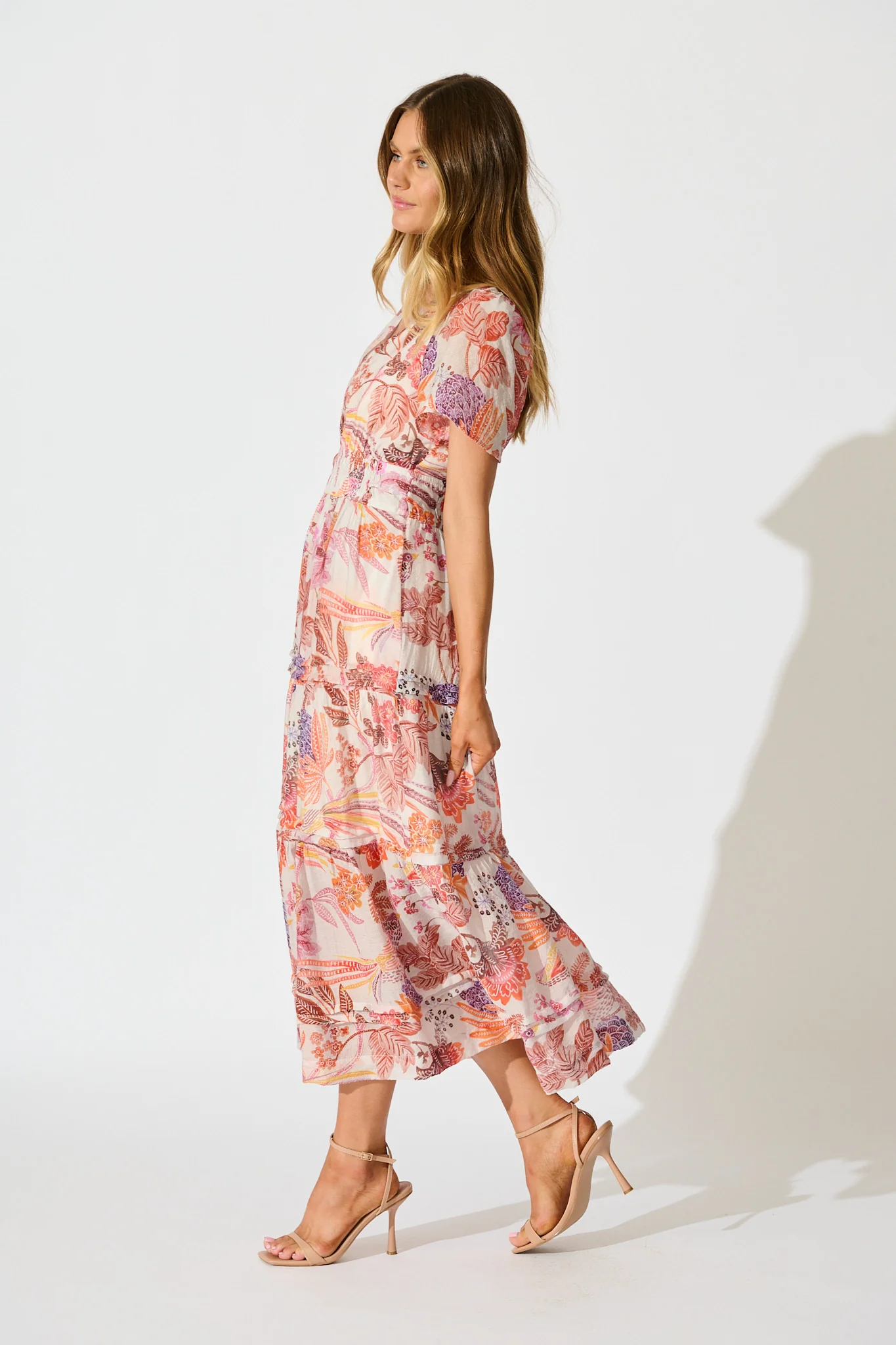 Monet Maxi Dress in Multi Tan Leaf Print - Image 3