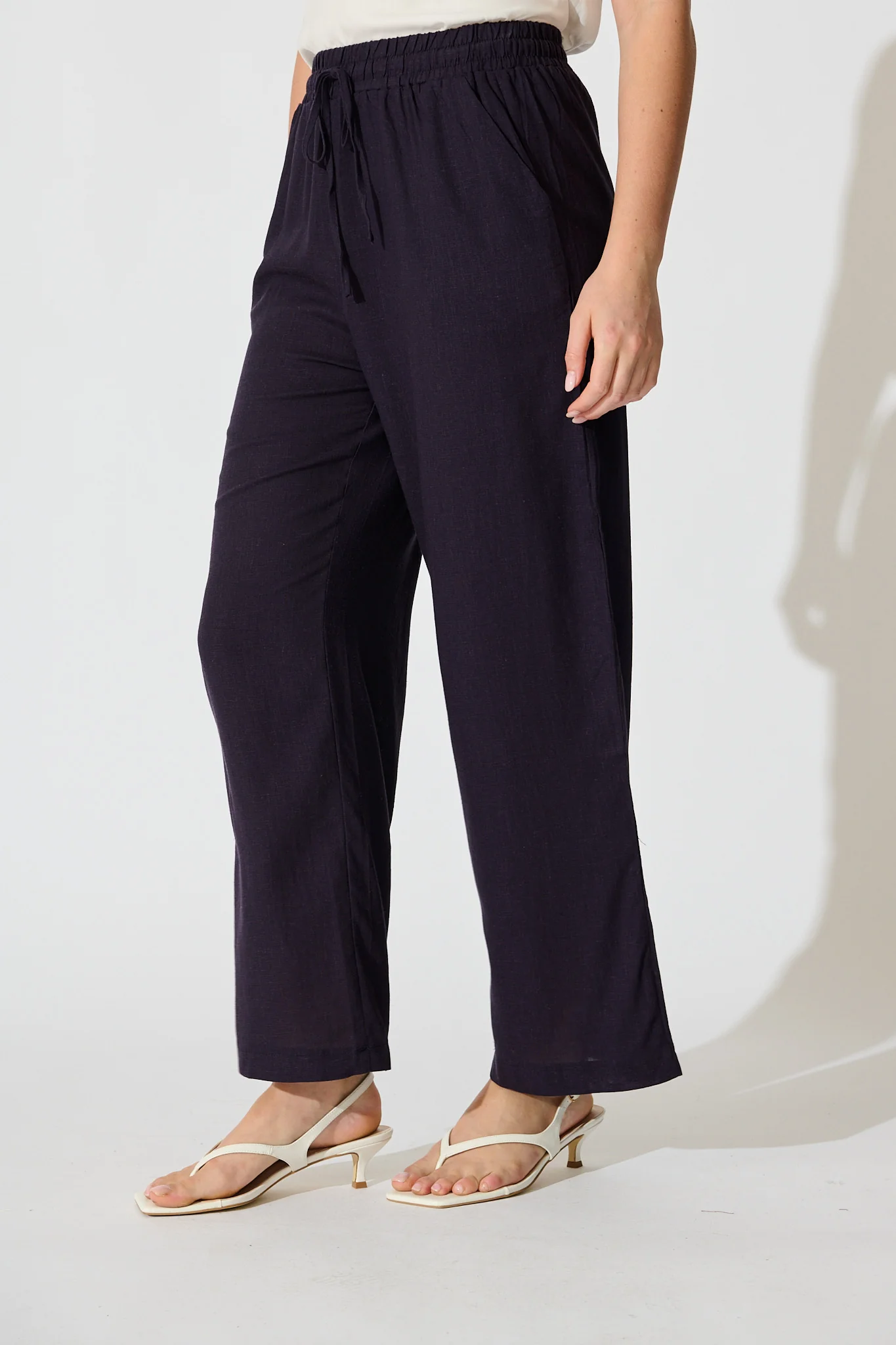 Natural Form Pant in Navy Cotton Linen - Image 2