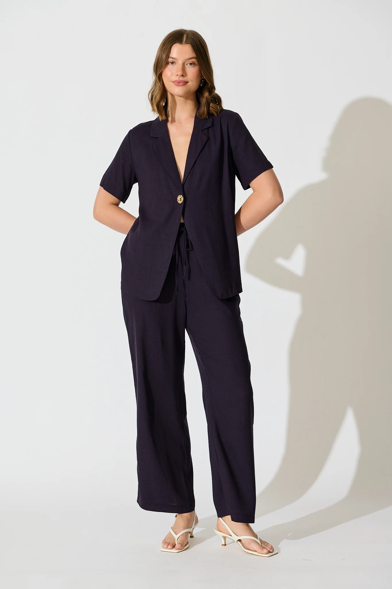 Natural Form Pant in Navy Cotton Linen - Image 4