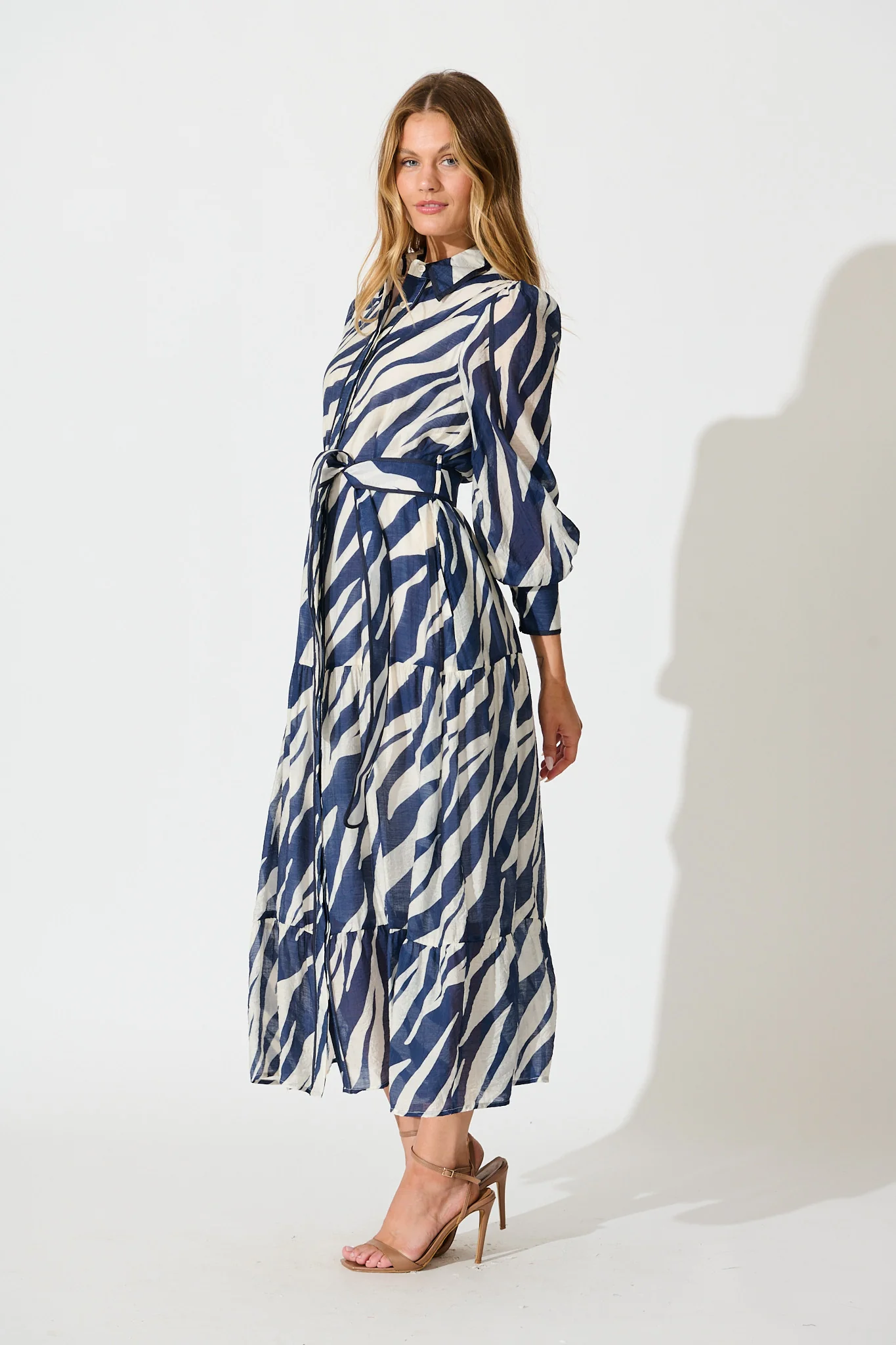 Naylor Maxi Shirt Dress in Navy with White Print - Image 3