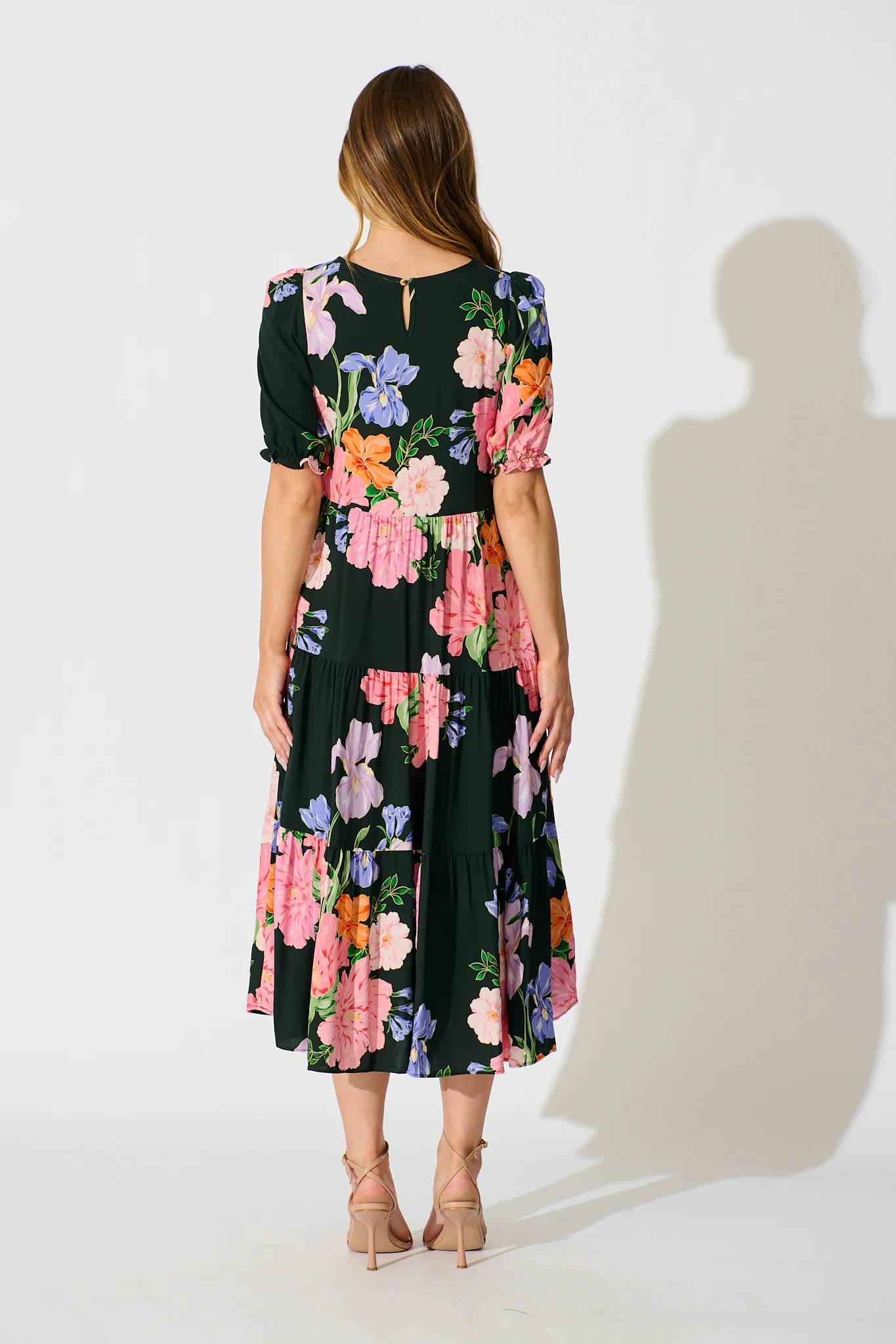 Nevi Tiered Midi Dress in Green Multi Floral - Image 4