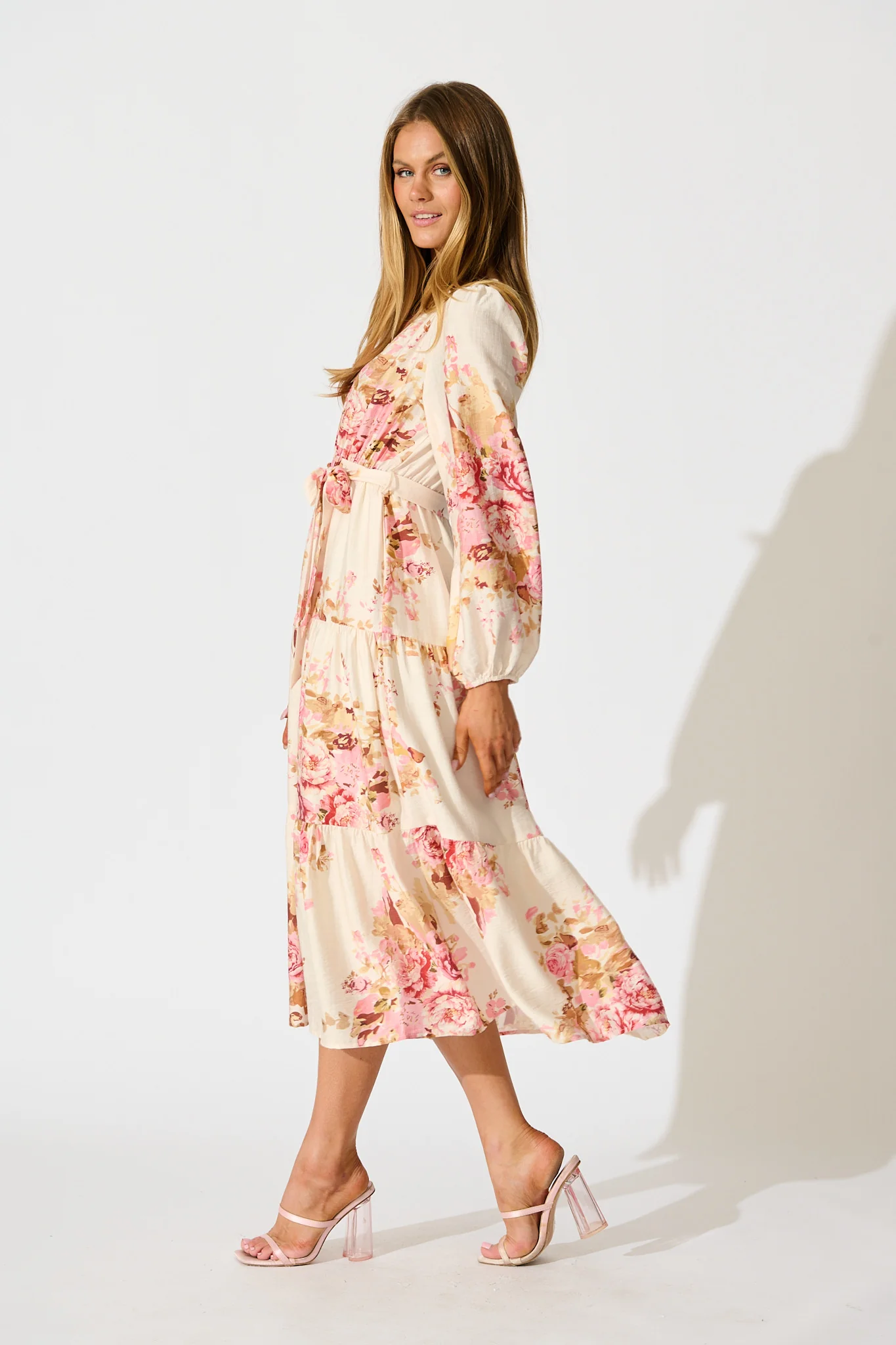 Primavera Midi Dress in Cream with Pink Floral - Image 3