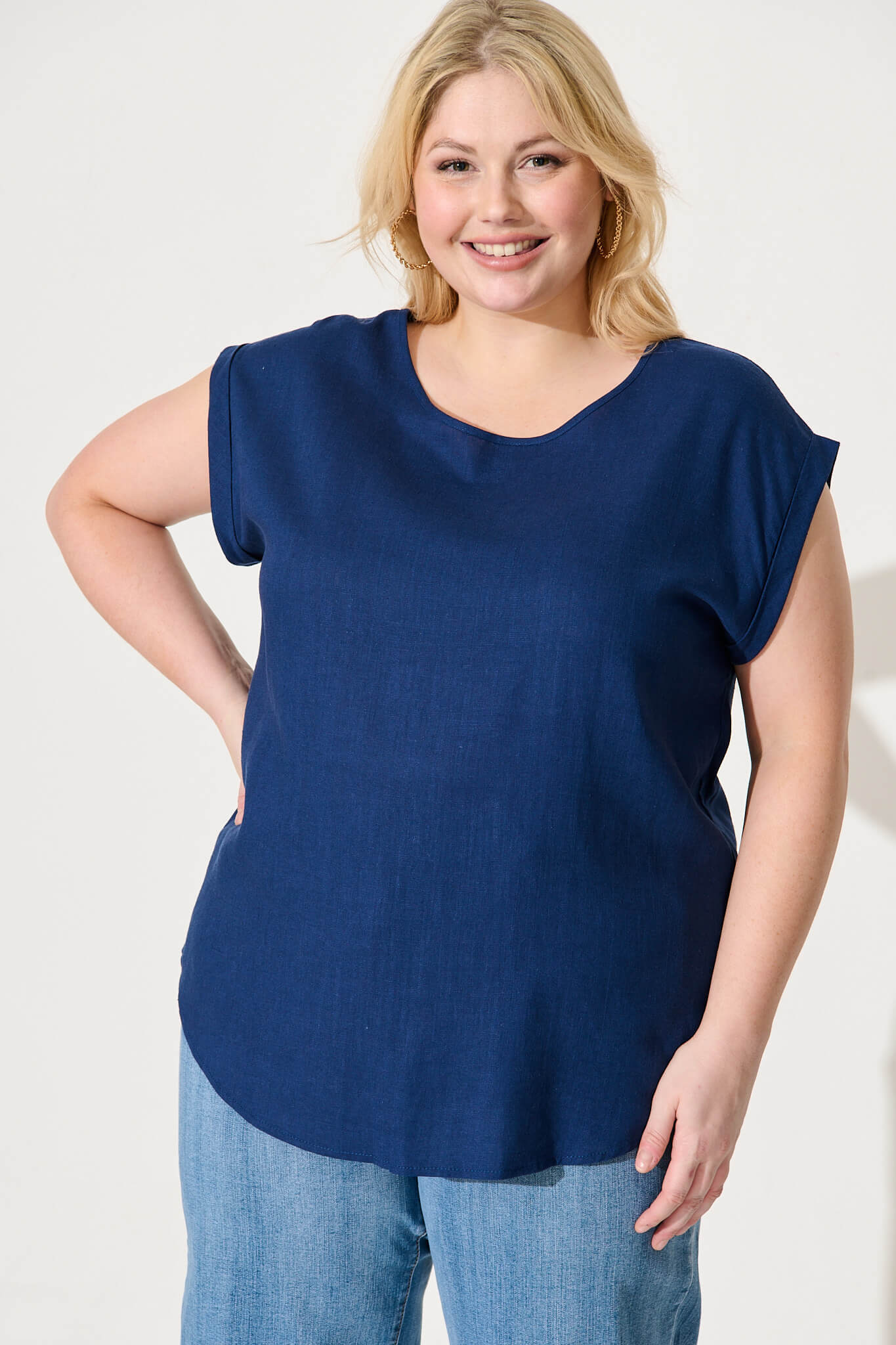 Rejina Top In Navy Linen Blend - Image 7