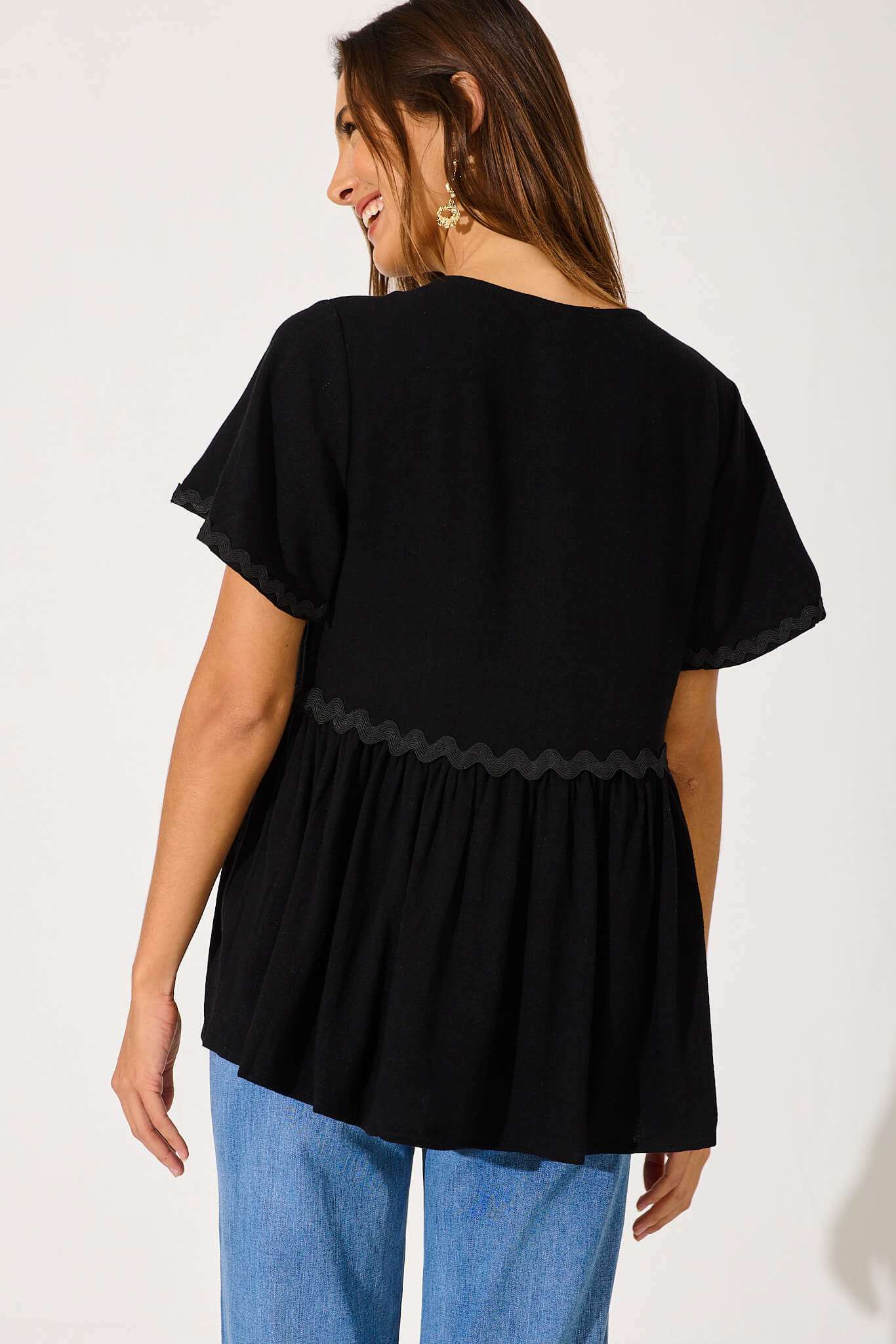Rory Top In Black With Ric Rac Trim Linen Blend - Image 3