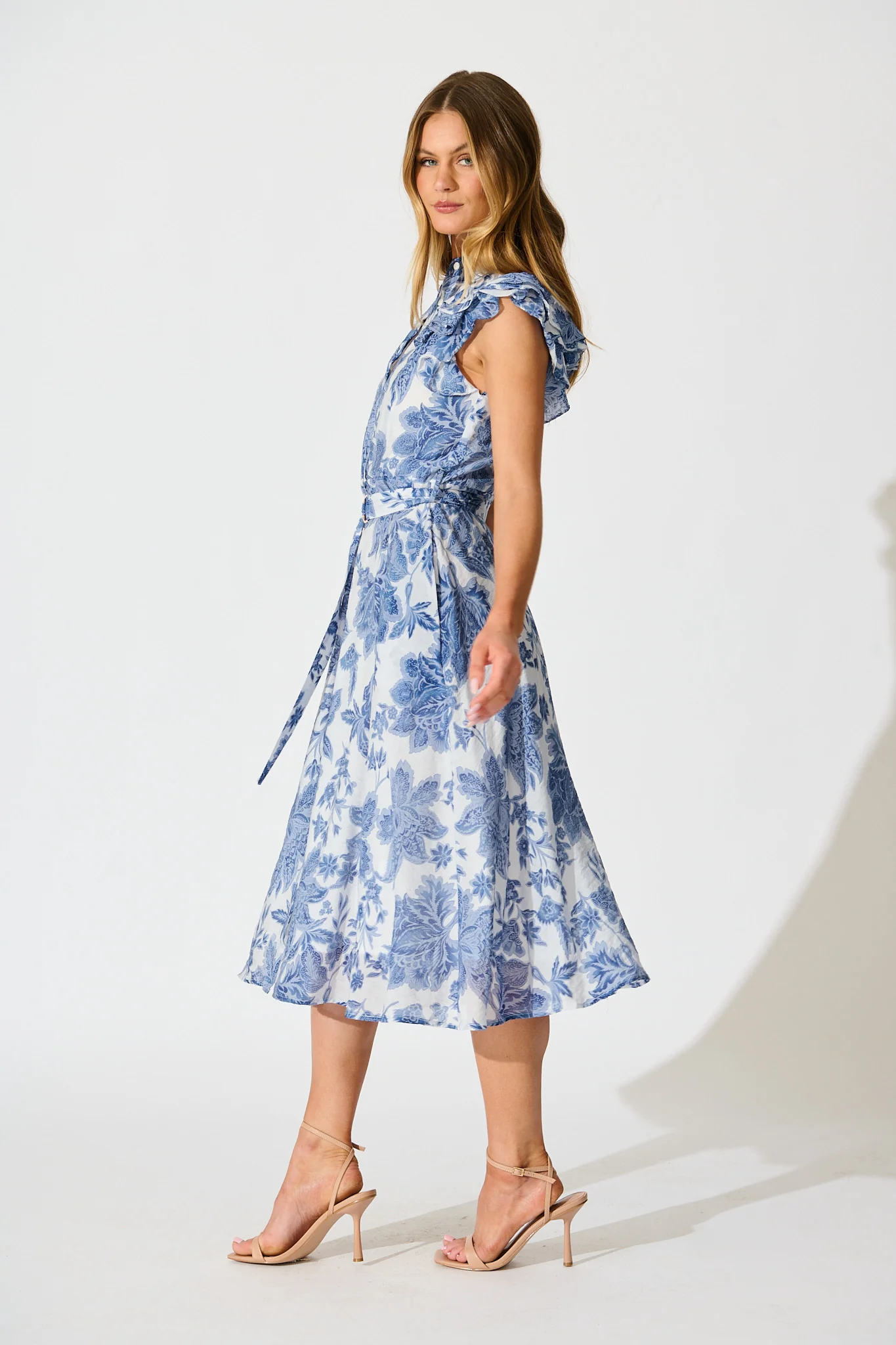 Roseabelle Midi Dress in Blue Leaf Print - Image 3