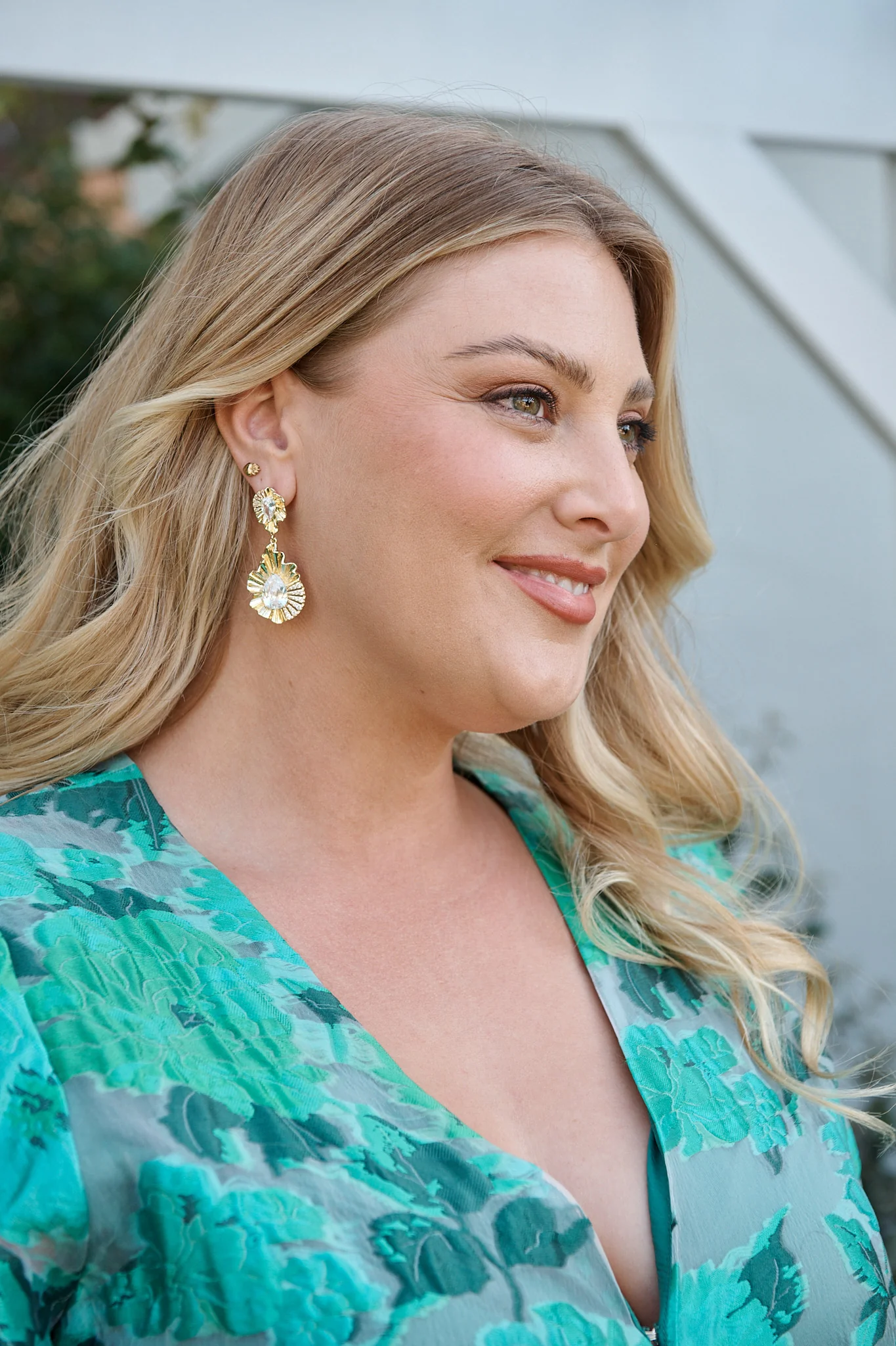 Sabine Drop Teardrop Earrings in Textured Gold