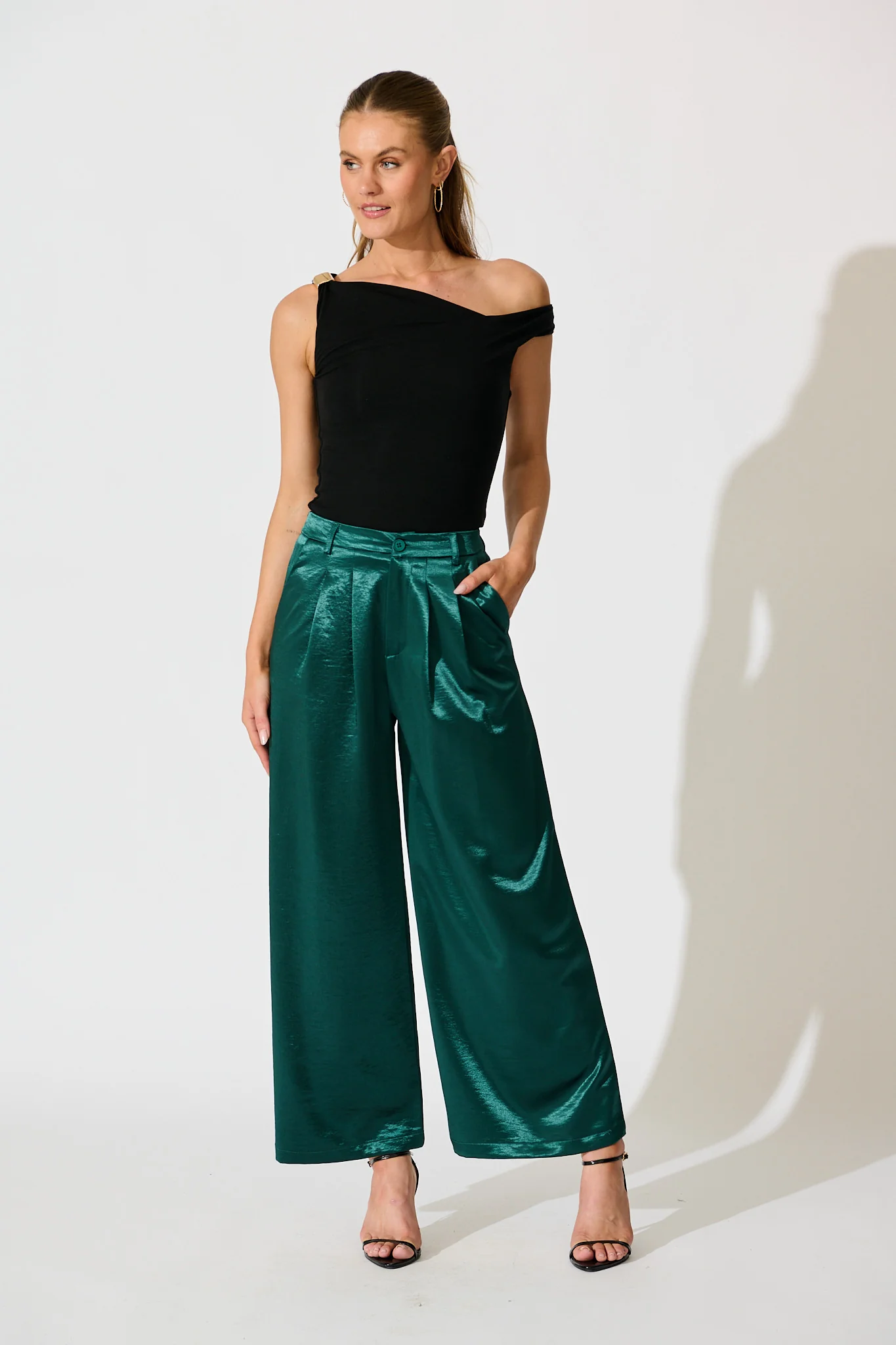 Satin Muse Pant in Emerald - Image 4