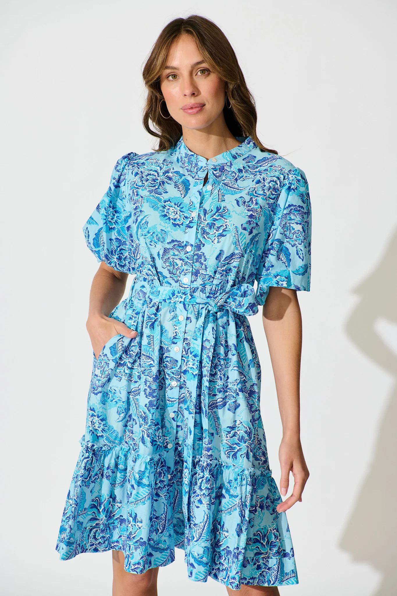 Seraya Dress in Blue Floral Cotton - Image 2