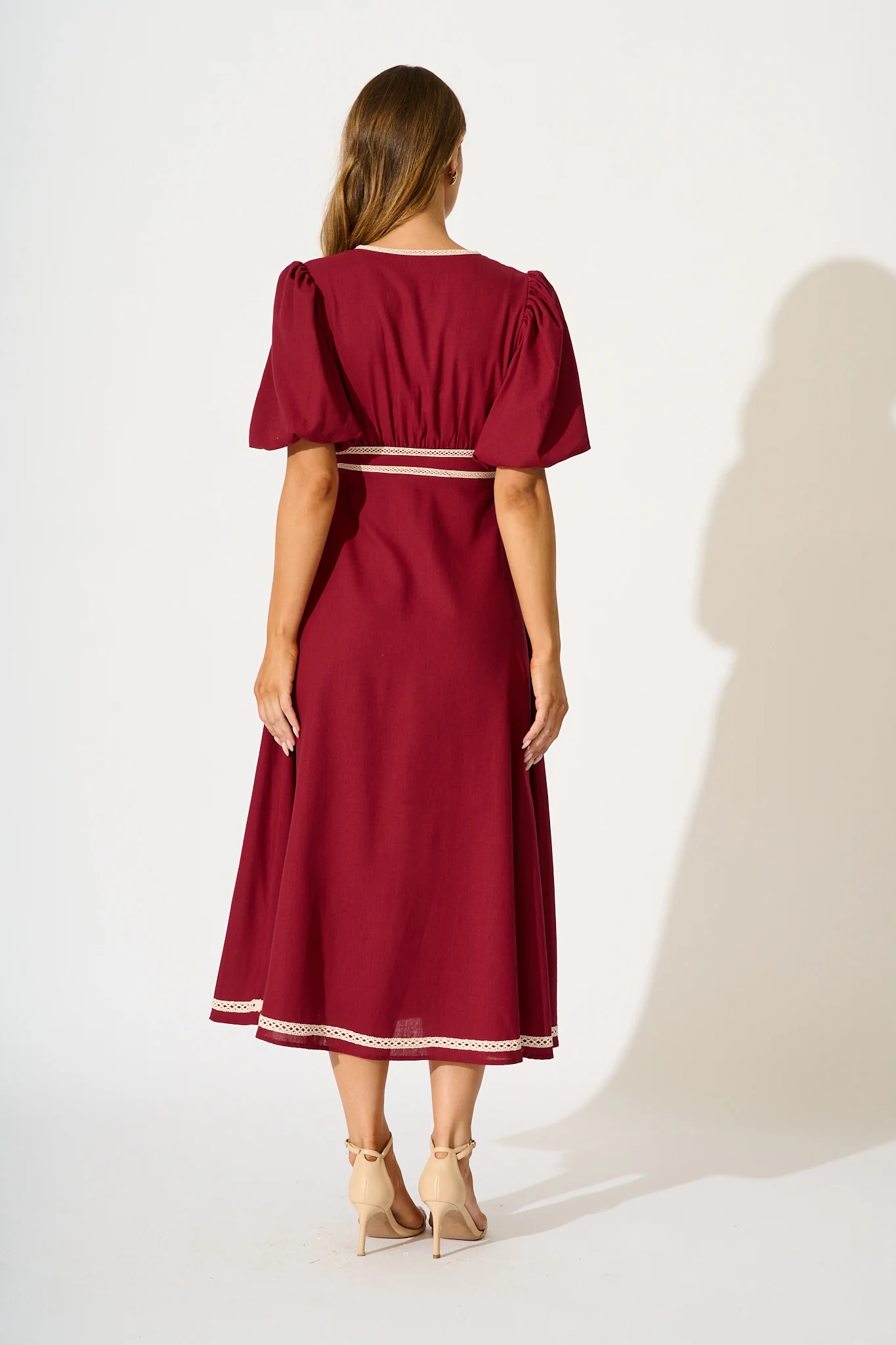 Soft Serenade Midi Dress in Wine Linen Blend - Image 4