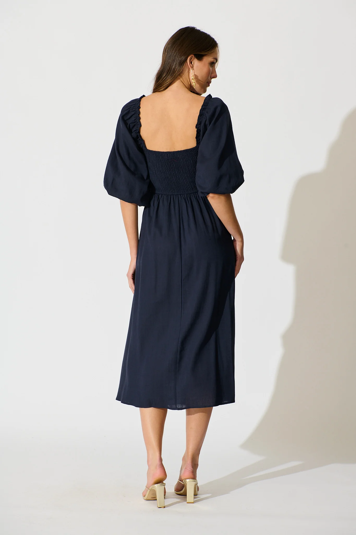 Solana Midi Dress in Navy Linen Blend - Image 4