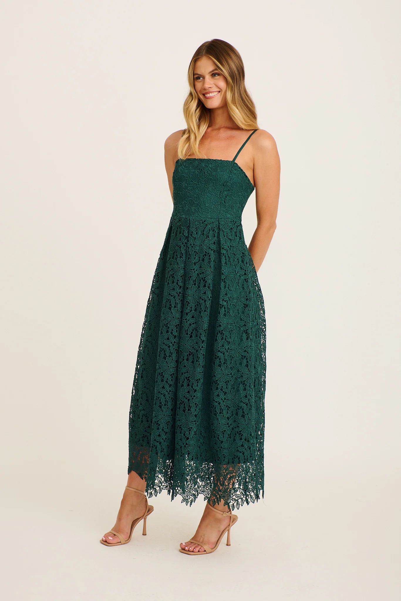 Something Special Maxi Lace Dress in Emerald - Image 3