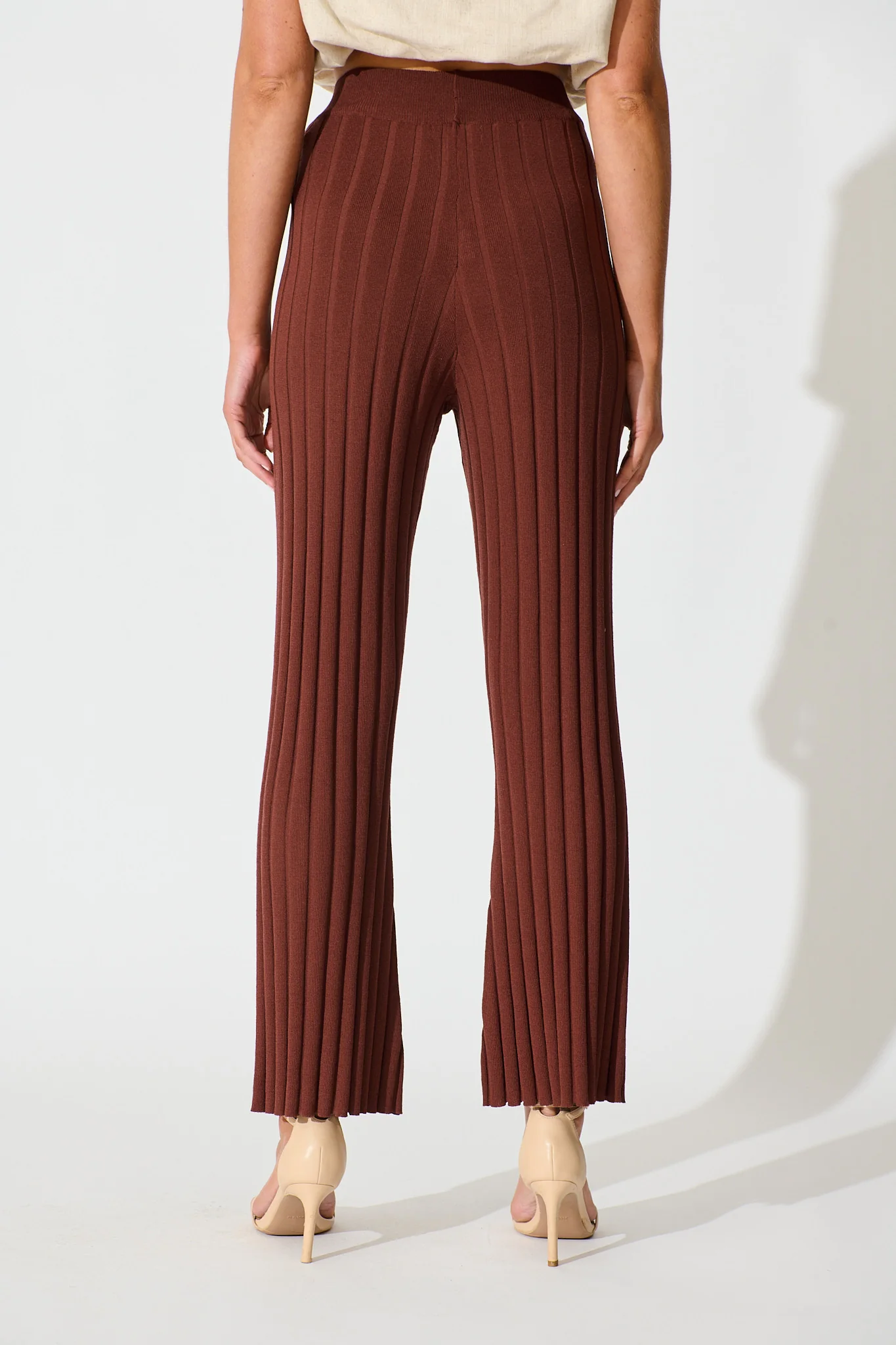 Soraya Knit Pant in Chocolate - Image 3