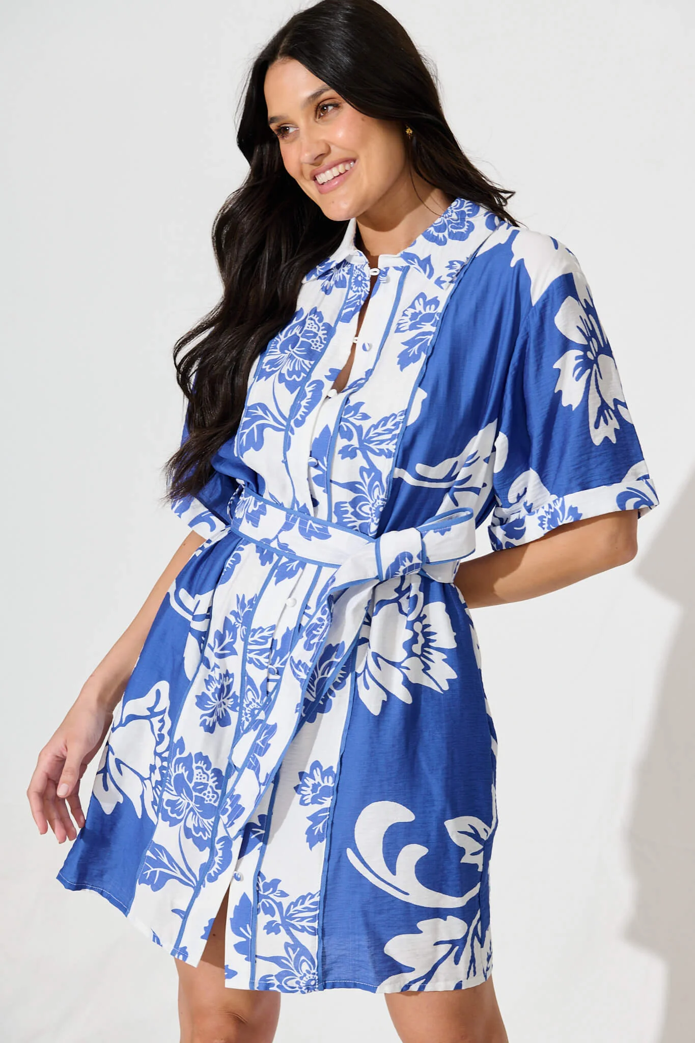 Spirit Shirt Dress In Blue With White Floral Print - Image 7