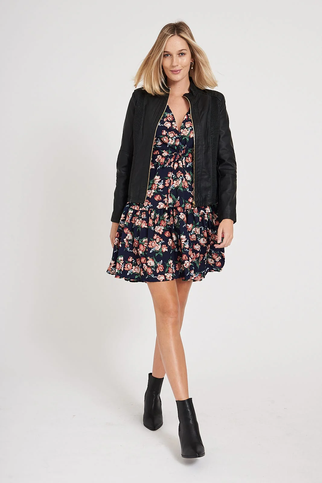 Stefany Jacket in Black - Image 4