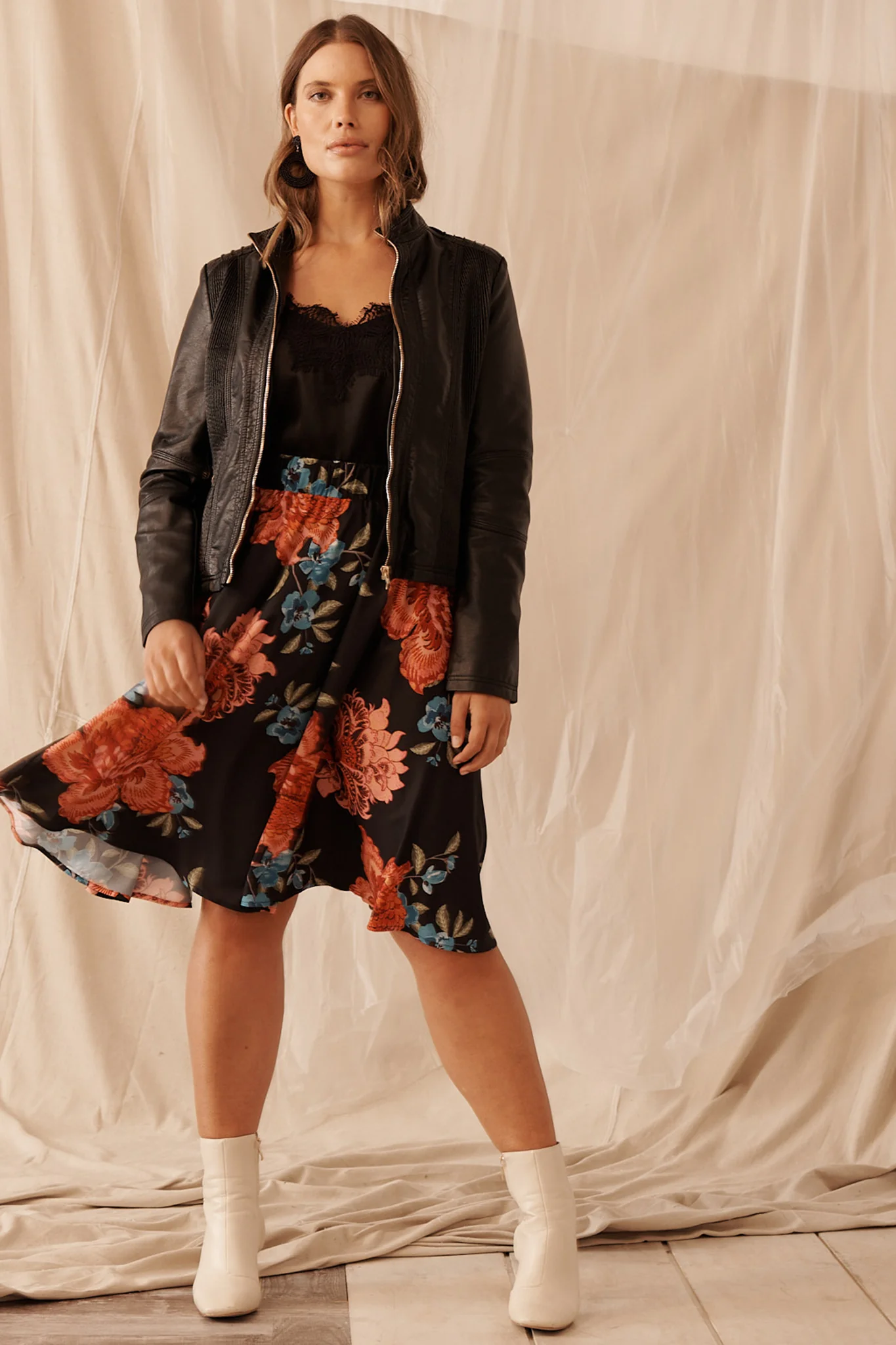 Stefany Jacket in Black - Image 5