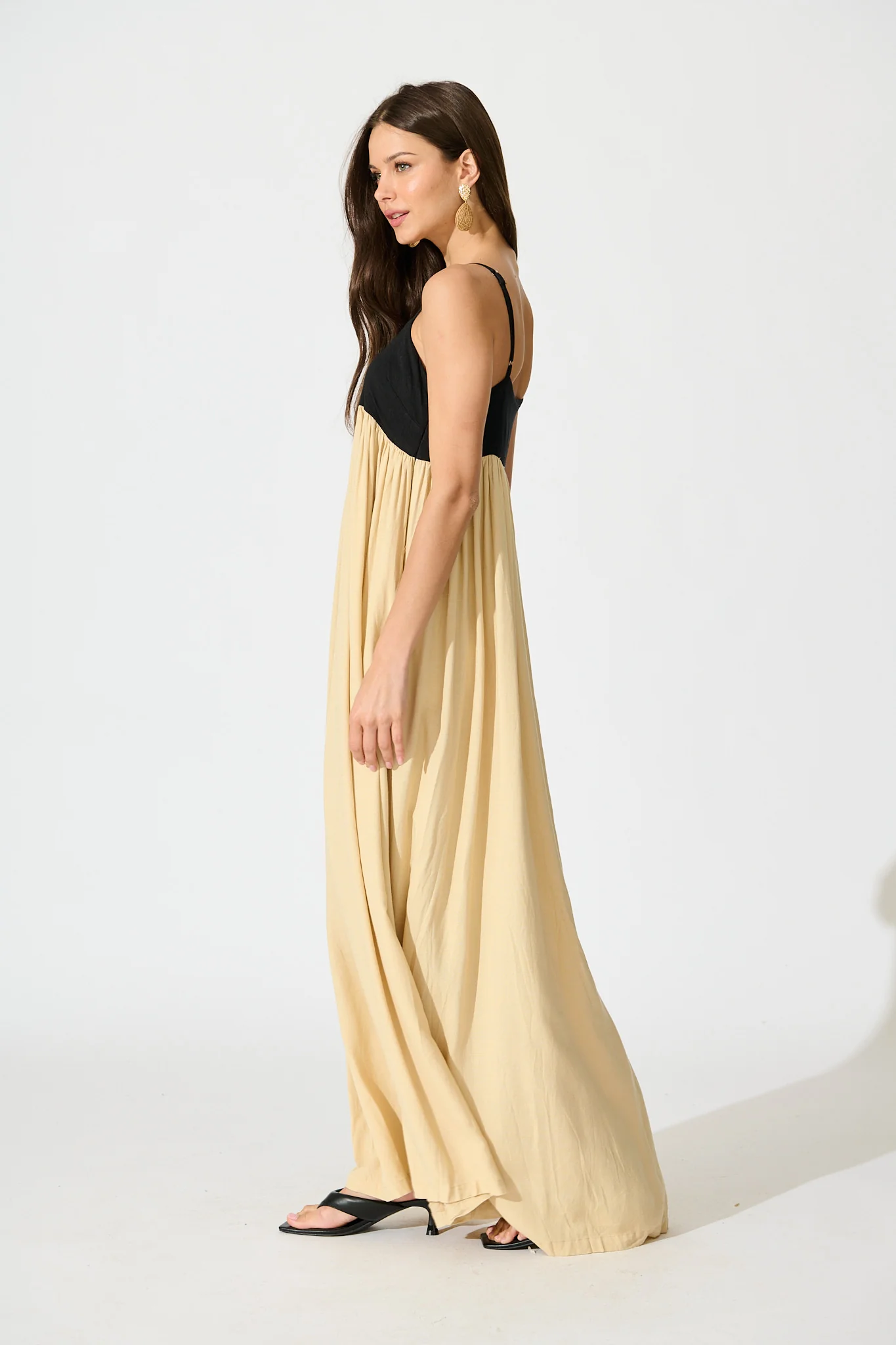 Talowe Maxi Sundress in Black and Beige Linen Blend - Image 3