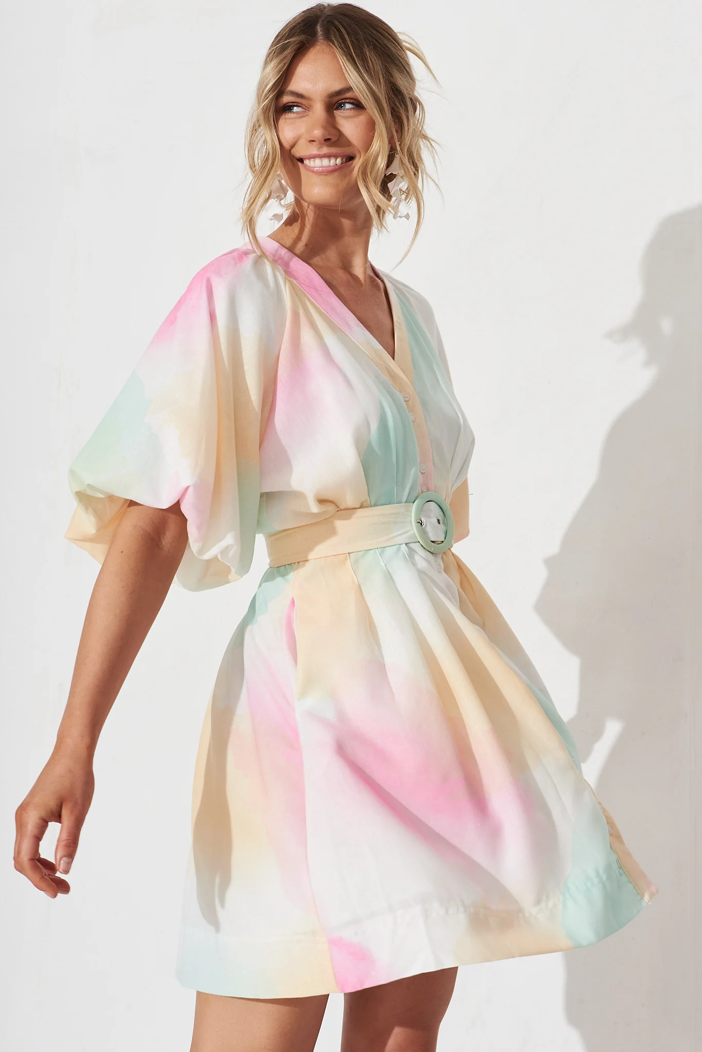 Teagan Dress In White With Multi Watercolour Linen Blend - Image 4