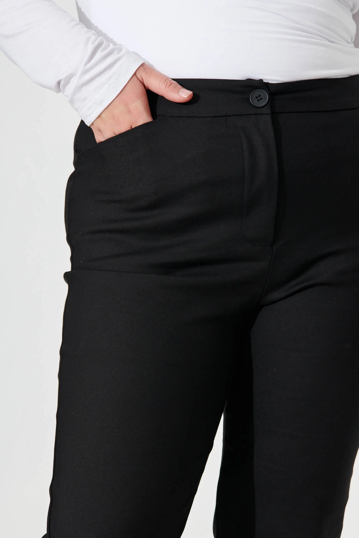 The Boss Pants In Black - Image 8