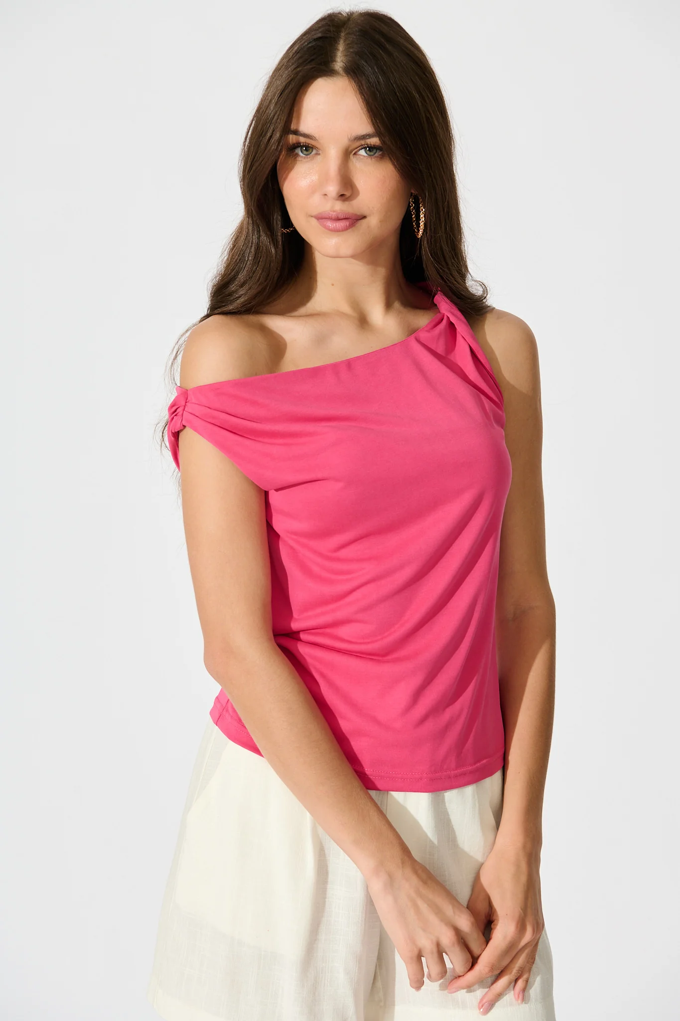 Tiassa Off Shoulder Top in Pink - Image 3