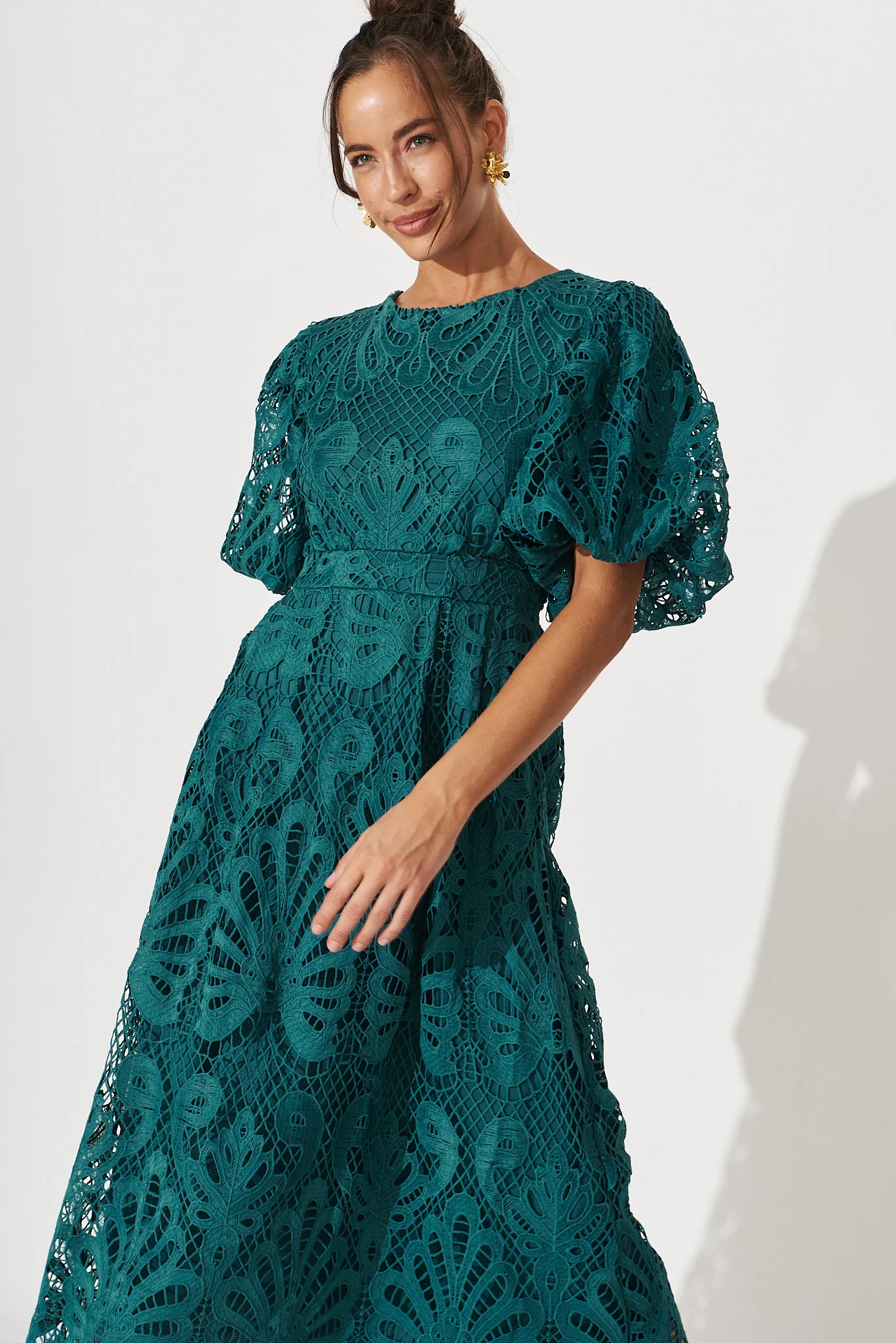 Tillie Lace Maxi Dress In Emerald - Image 6