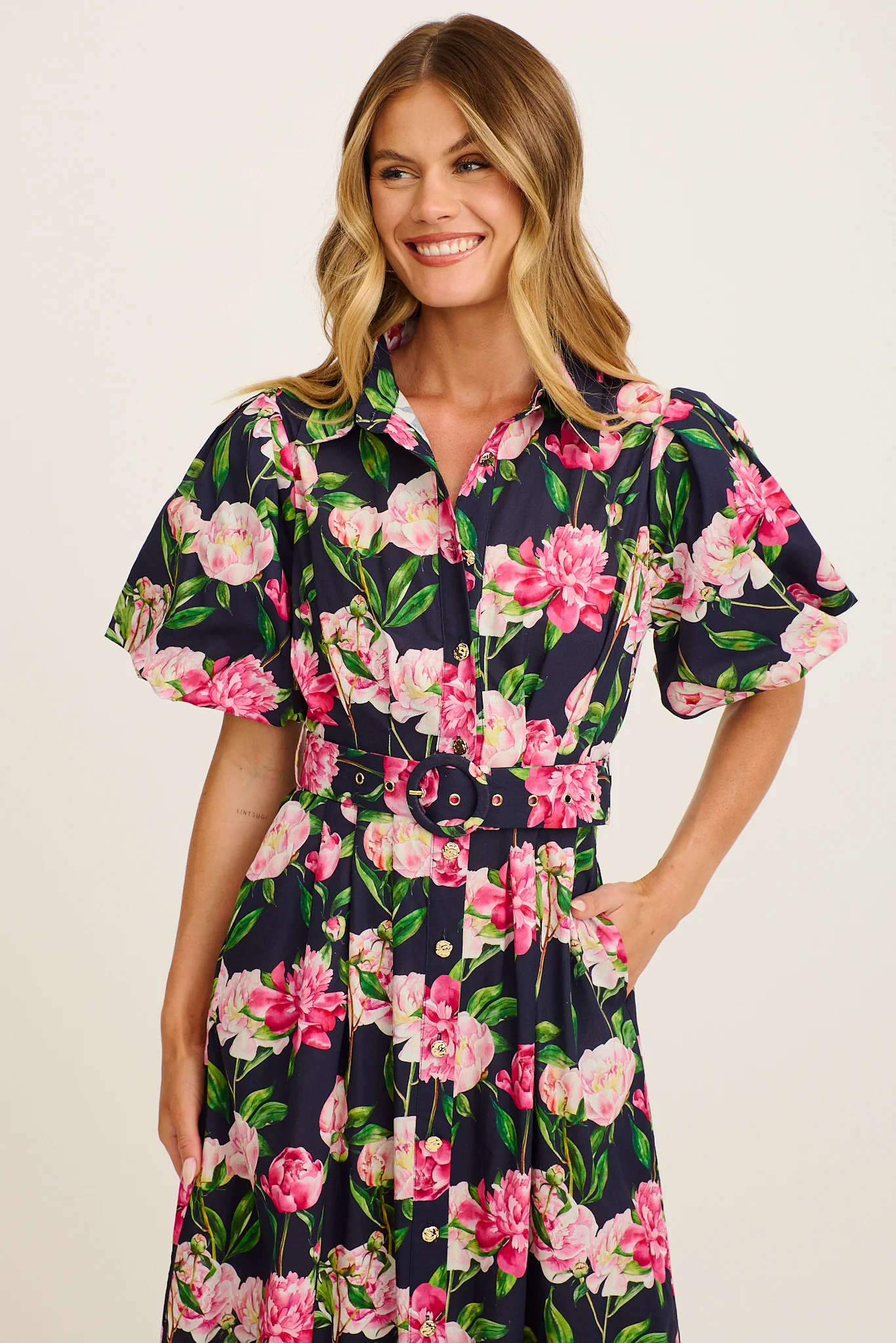 Tranquil Harmony Shirt Midi Dress in Navy with Blush Floral Cotton - Image 2