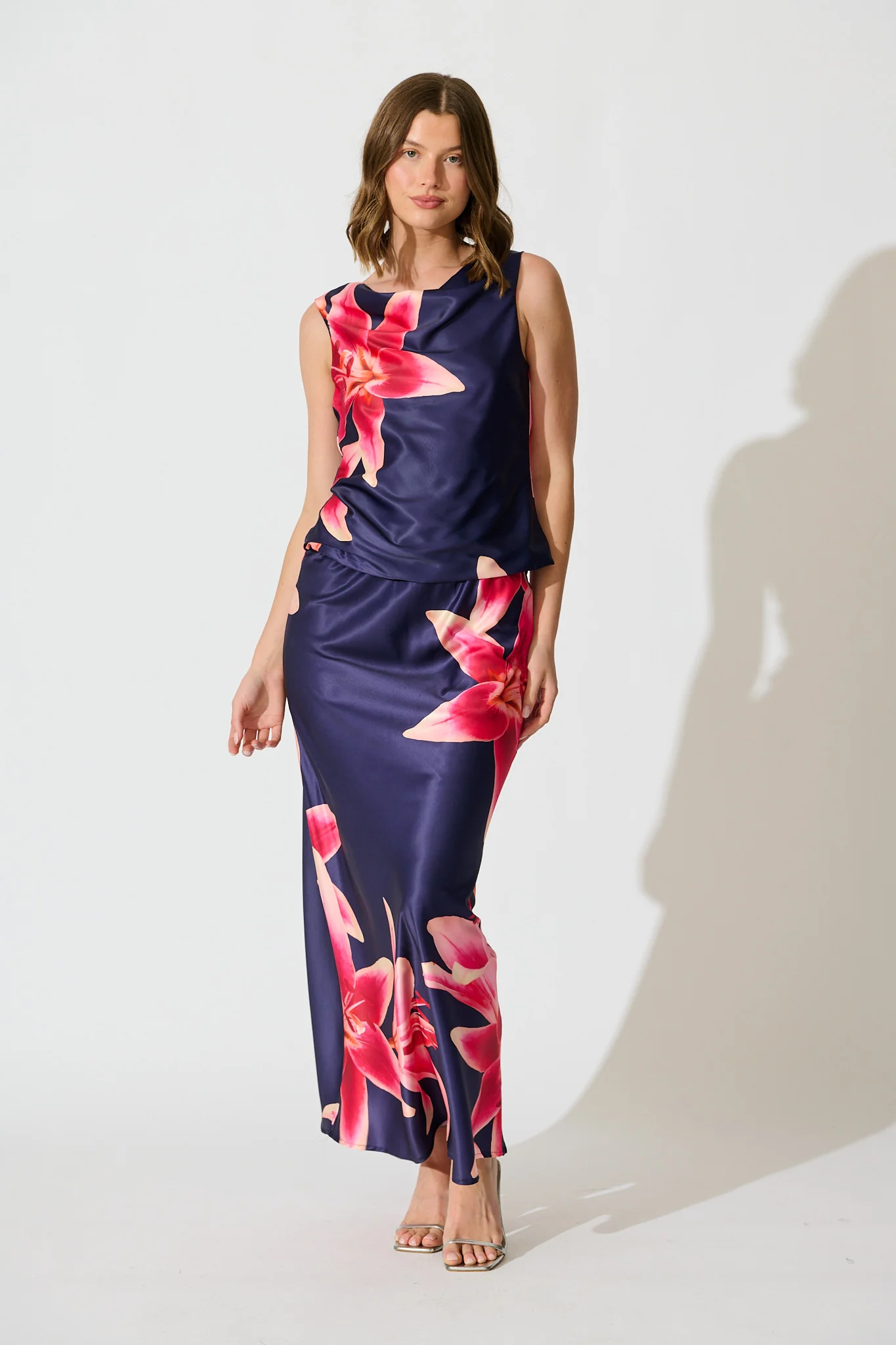 Tropic Skies Top in Navy Floral Satin - Image 8
