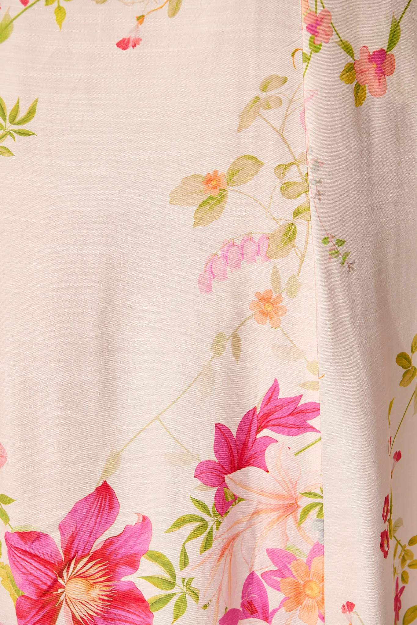 Tuscan Muse Midi Sundress in Light Blush Floral - Image 10