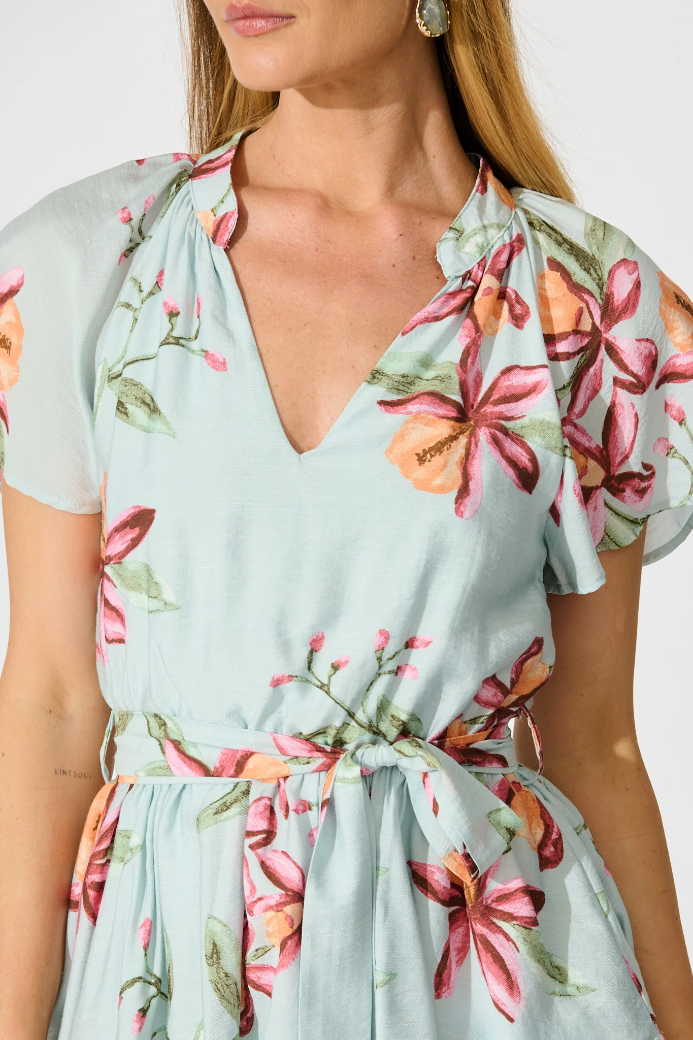 Vietta Dress in Light Blue with Blush Floral - Image 5