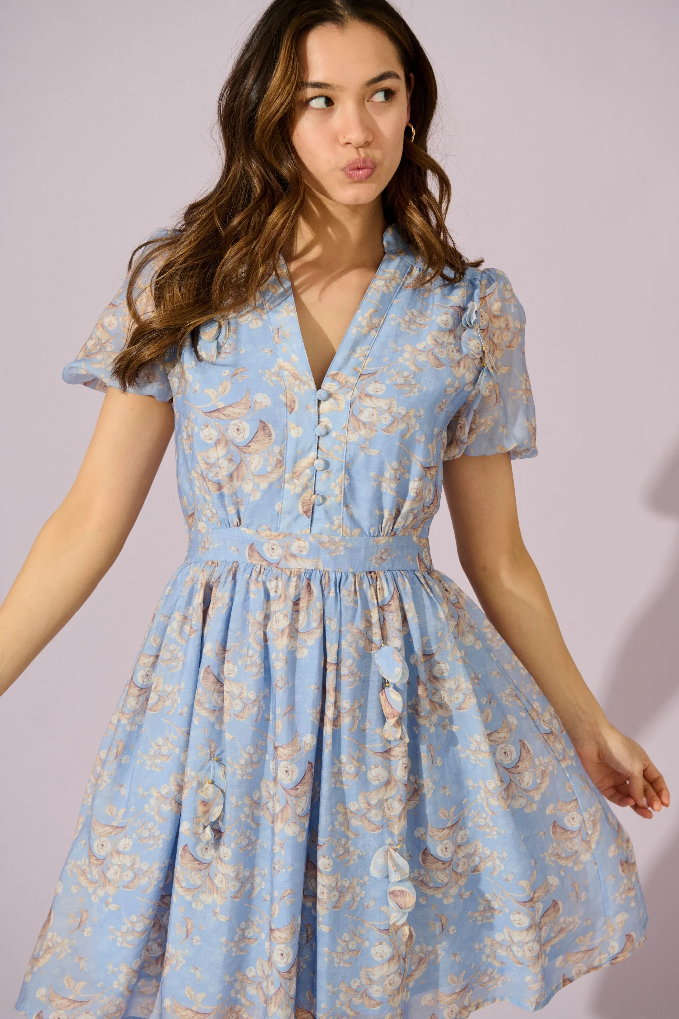 Vintage Bloom Dress in Blue Floral - Image 2