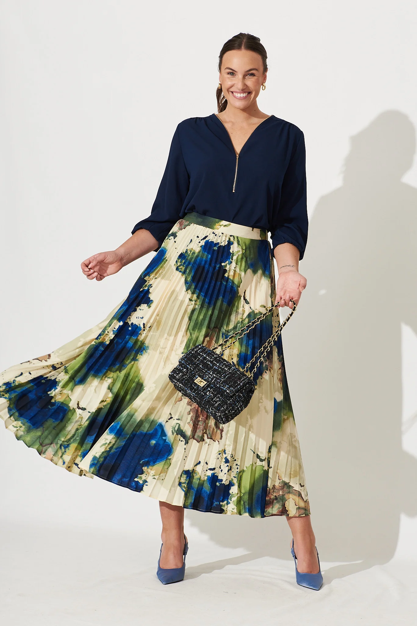 Viviani Zip Top In Navy - Image 7