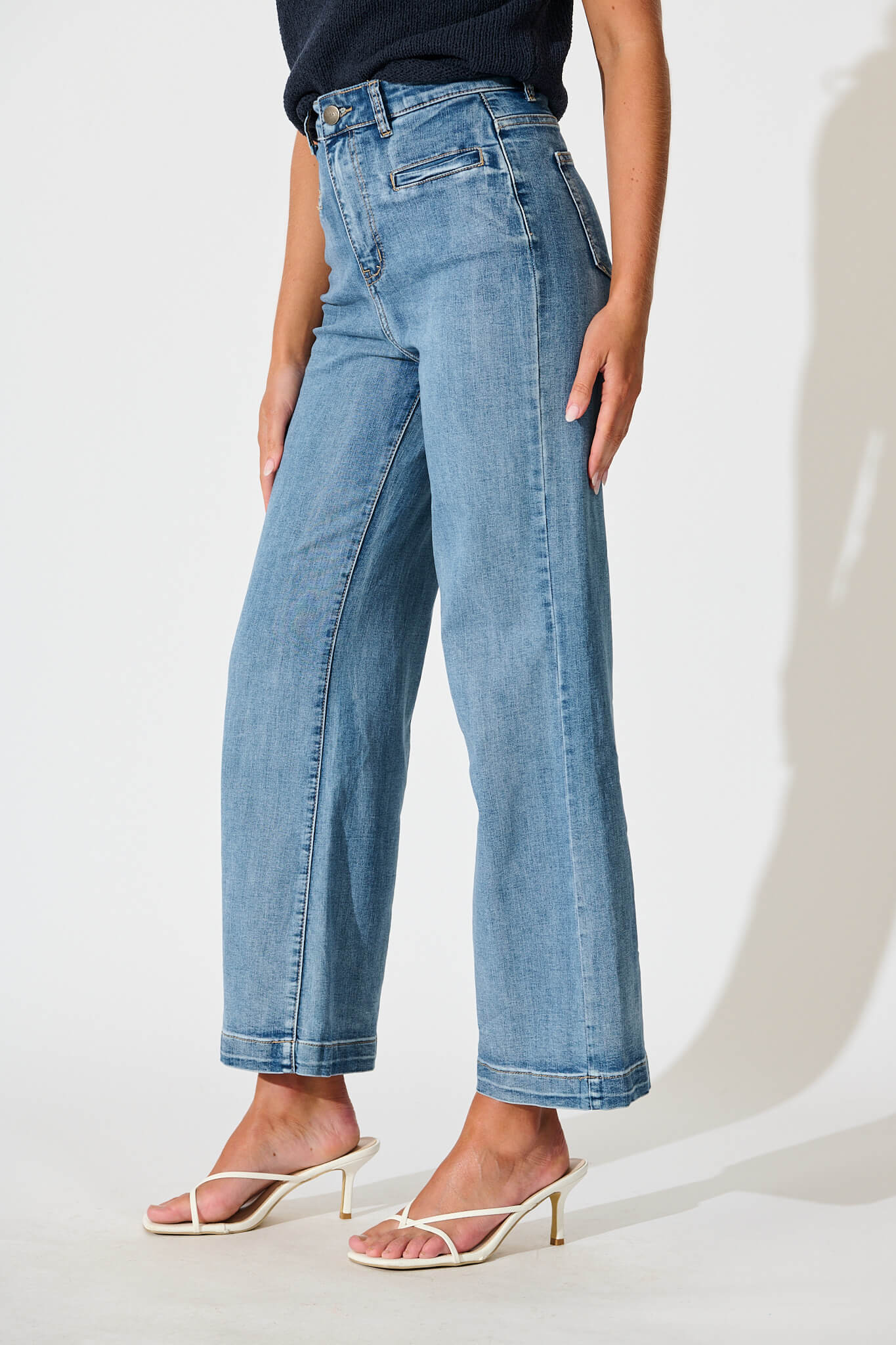 Waverley High Rise Wide Leg Jean In Light Blue Denim - Image 3