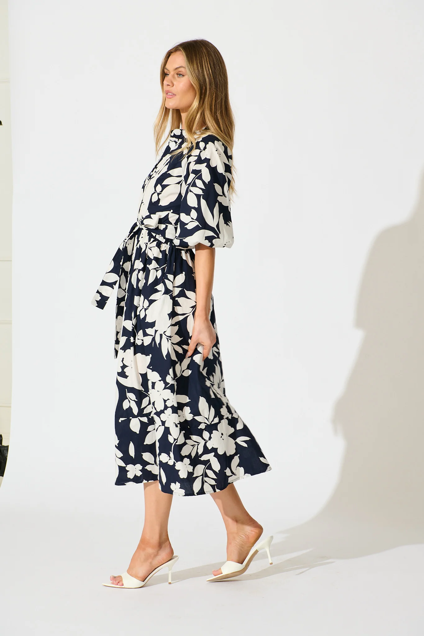 Willow Sky Midi Dress in Navy Floral Cotton Poplin - Image 3