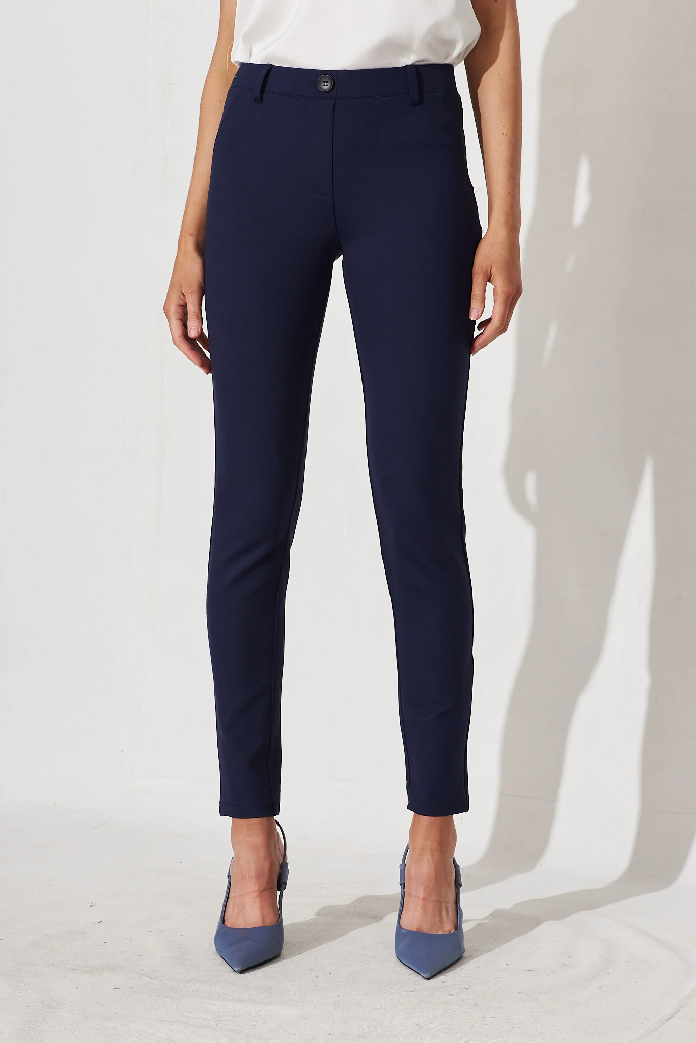 Workflow Skinny Pants In Navy - Image 3