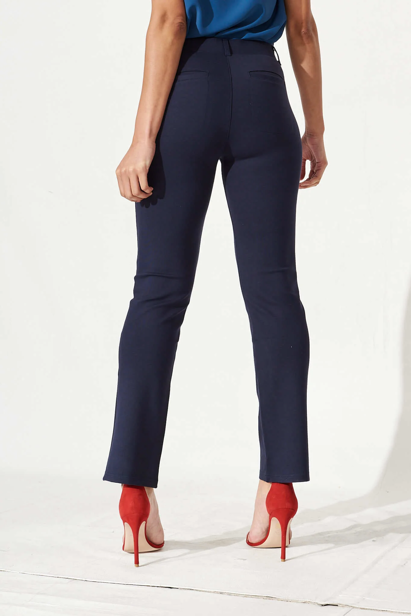 Workflow Stretch Straight Leg Pocket Pant In Navy - Image 7