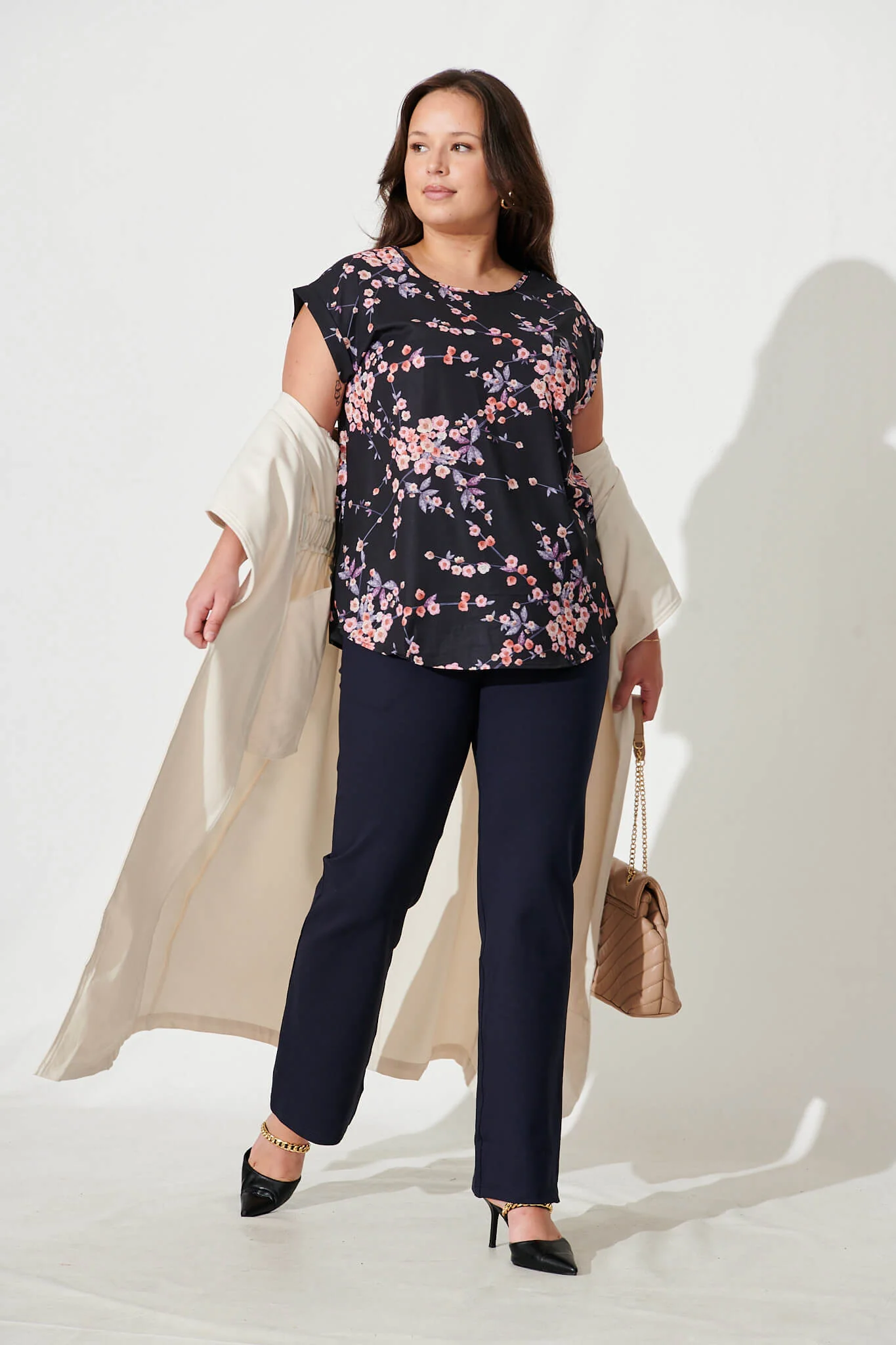 Workflow Stretch Straight Leg Pocket Pant In Navy - Image 8