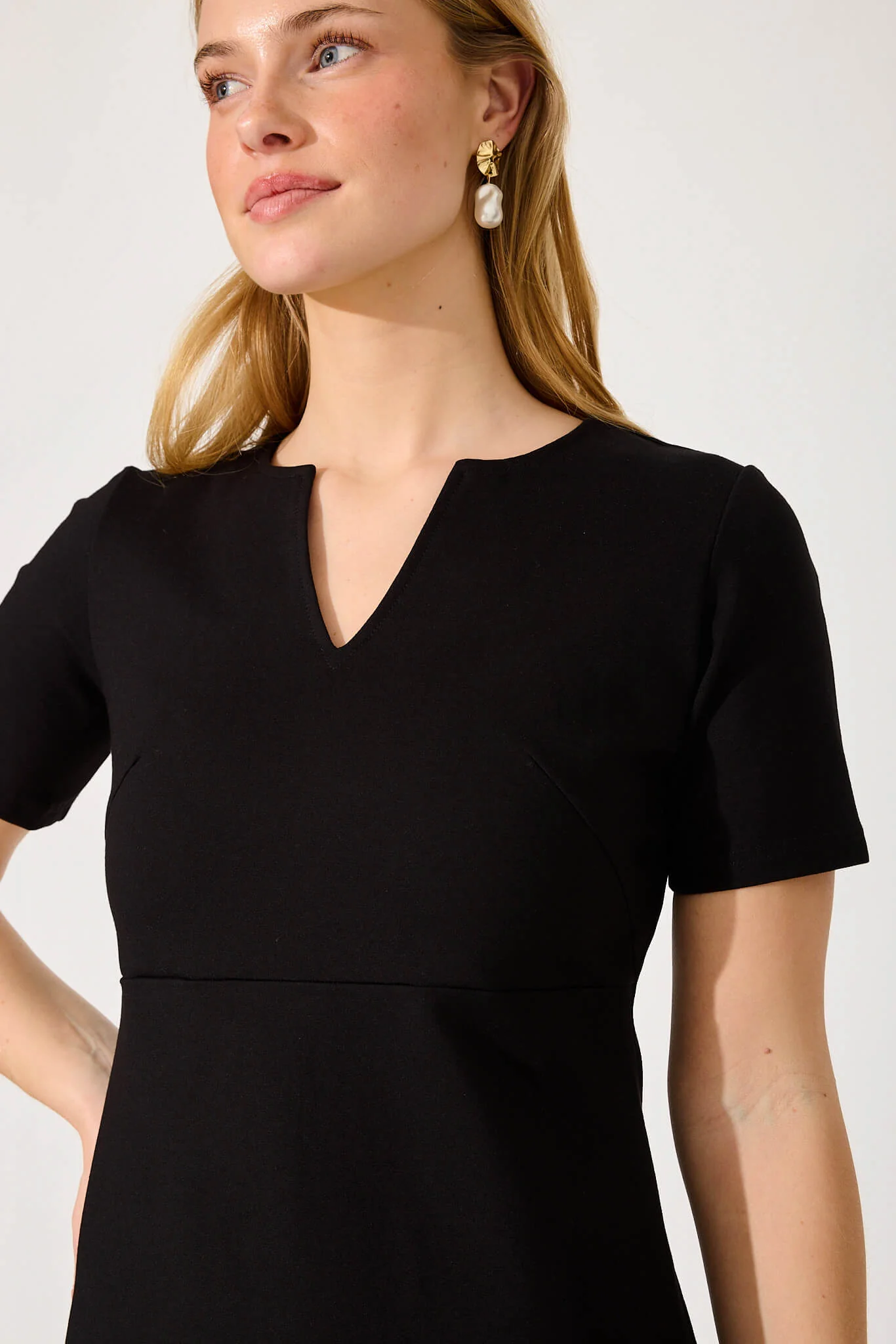 Workflow Stretch V Neck Dress In Black - Image 6