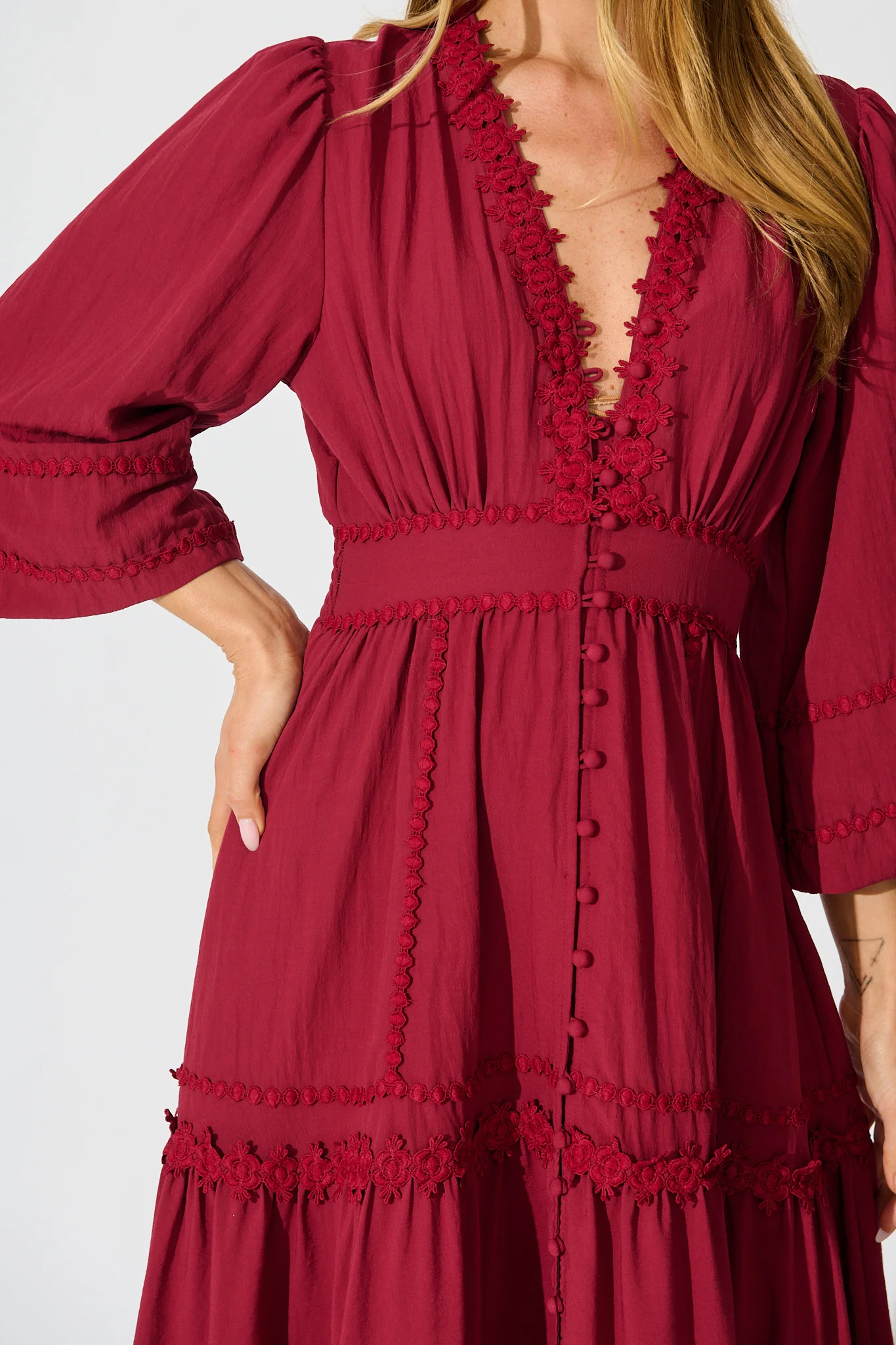 Yasmina Midi Dress in Wine - Image 5